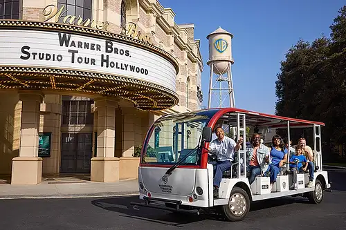 Warner Bros. Studio Tour Hollywood tickets - Tour in Spanish
