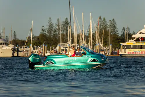 2 Hour City Lights Amore Boat Tour (Skippered)