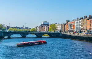 Sightseeing Cruise on the River Liffey | 45 Minutes