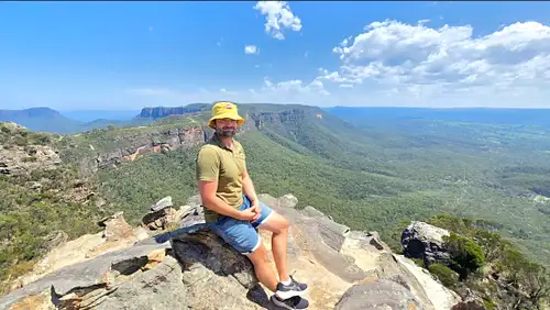 Blue Mountains Tour With Waterfall Walk, Wildlife & Social Lunch From Sydney