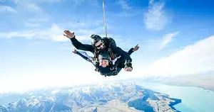 Skydive Mount Cook 9000 Feet