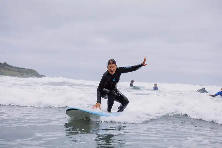 Raglan private surf lessons