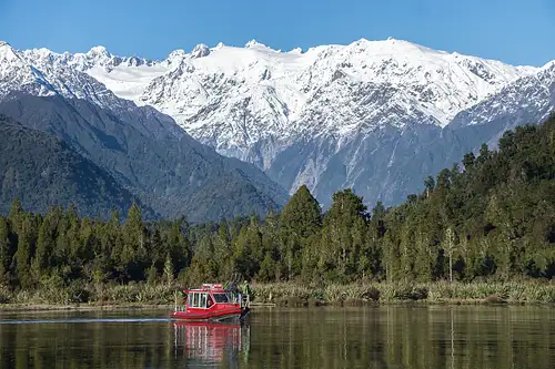 Lake Mapourika Scenic Cruise