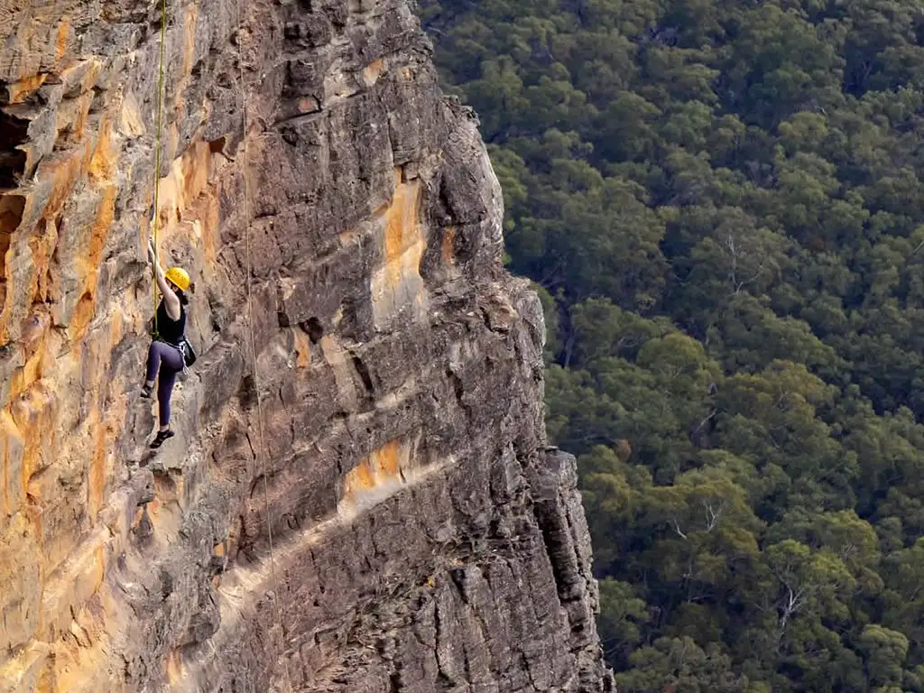 Full-Day Rock Climbing Adventure in the Blue Mountains
